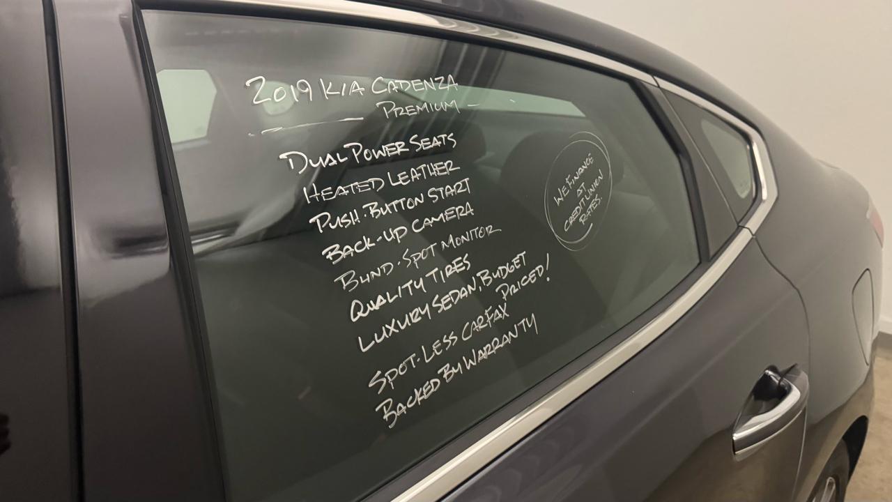 Kia Cadenza Premium 2019