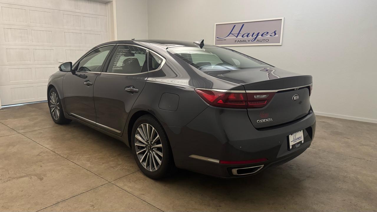 Kia Cadenza Premium 2019