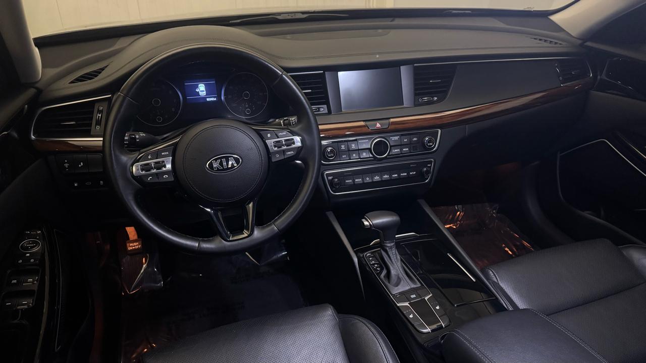 Kia Cadenza Premium 2019