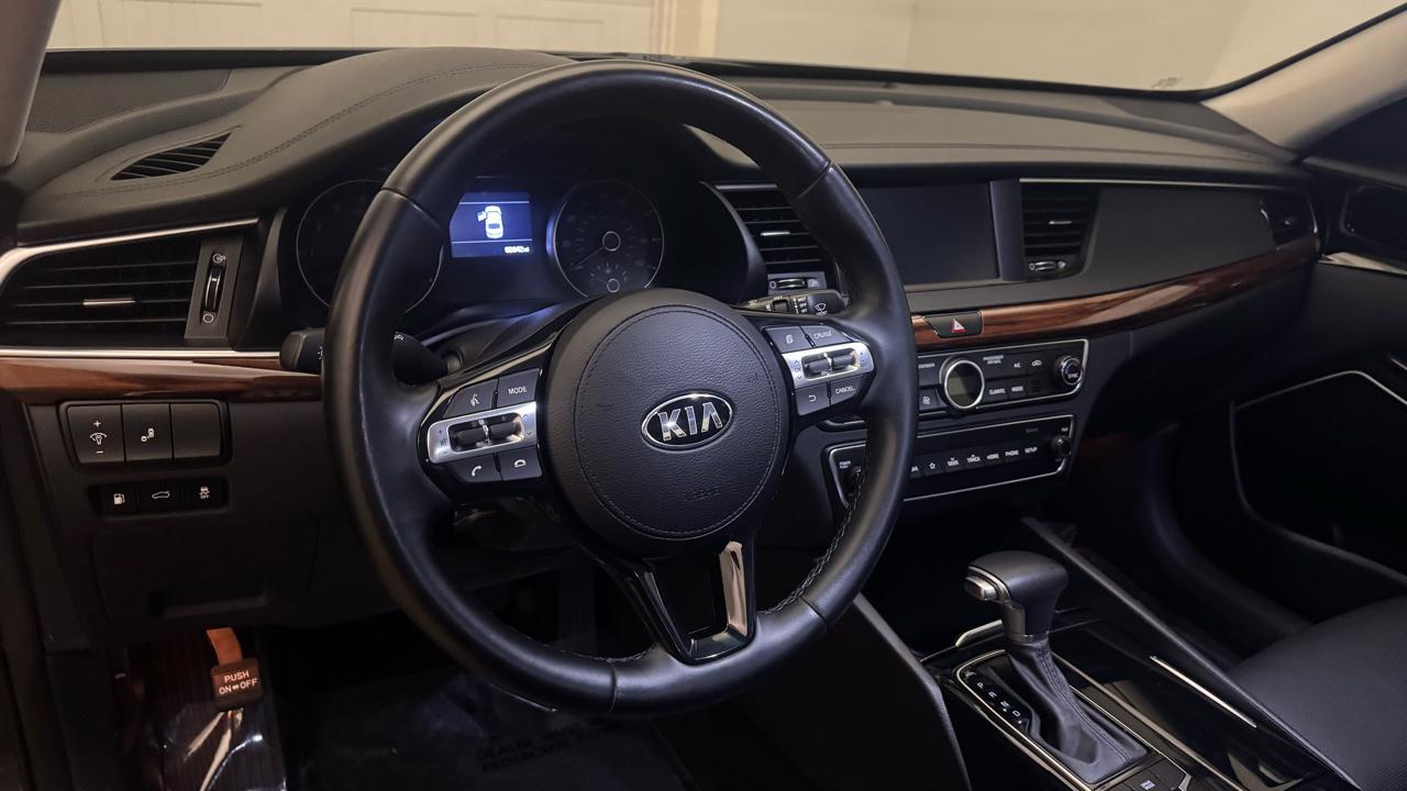 Kia Cadenza Premium 2019