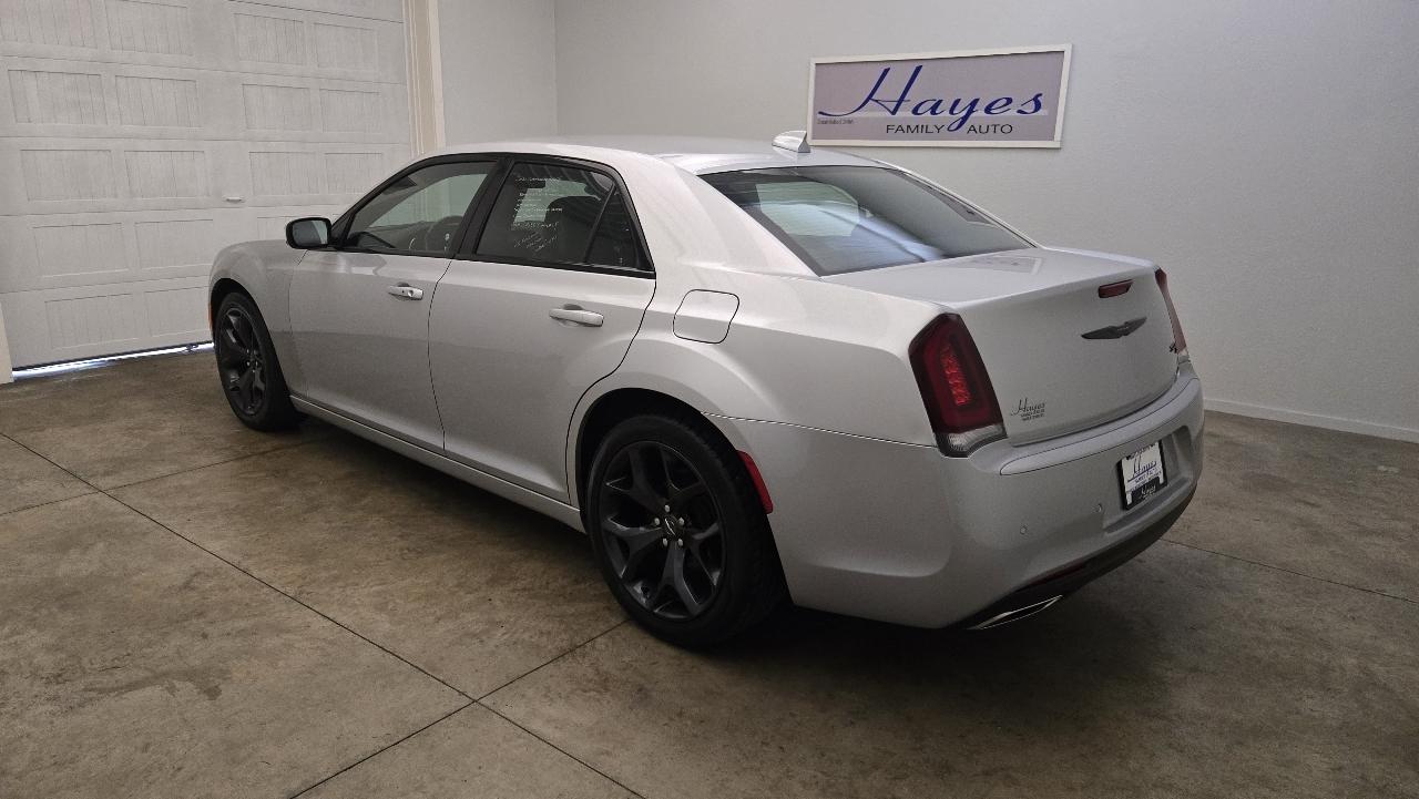 Chrysler 300 S 2021