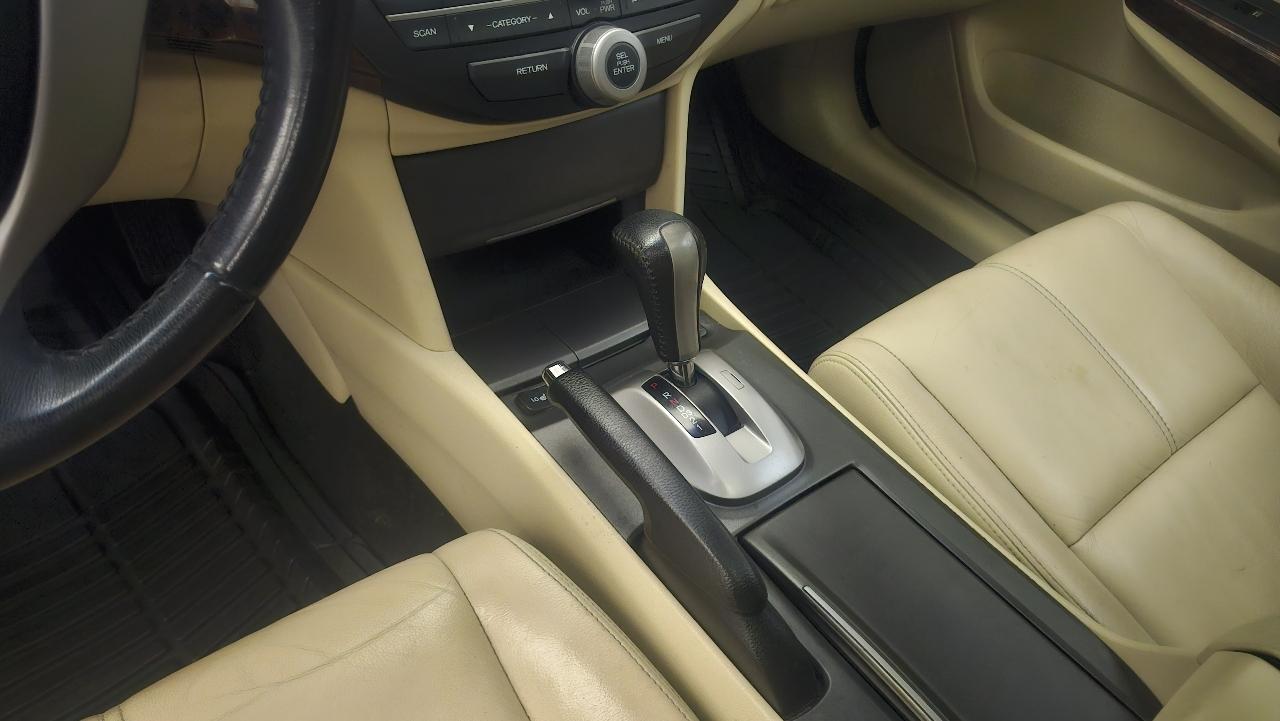 Honda Accord Crosstour  2011