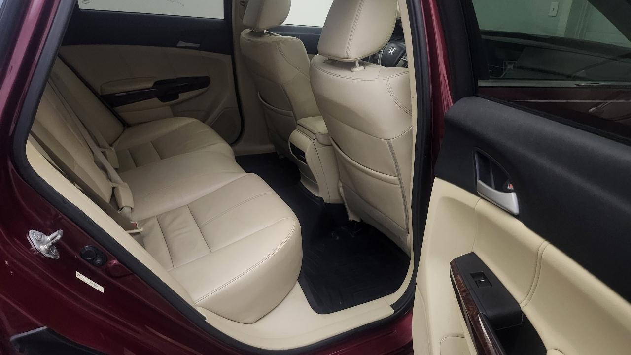 Honda Accord Crosstour  2011