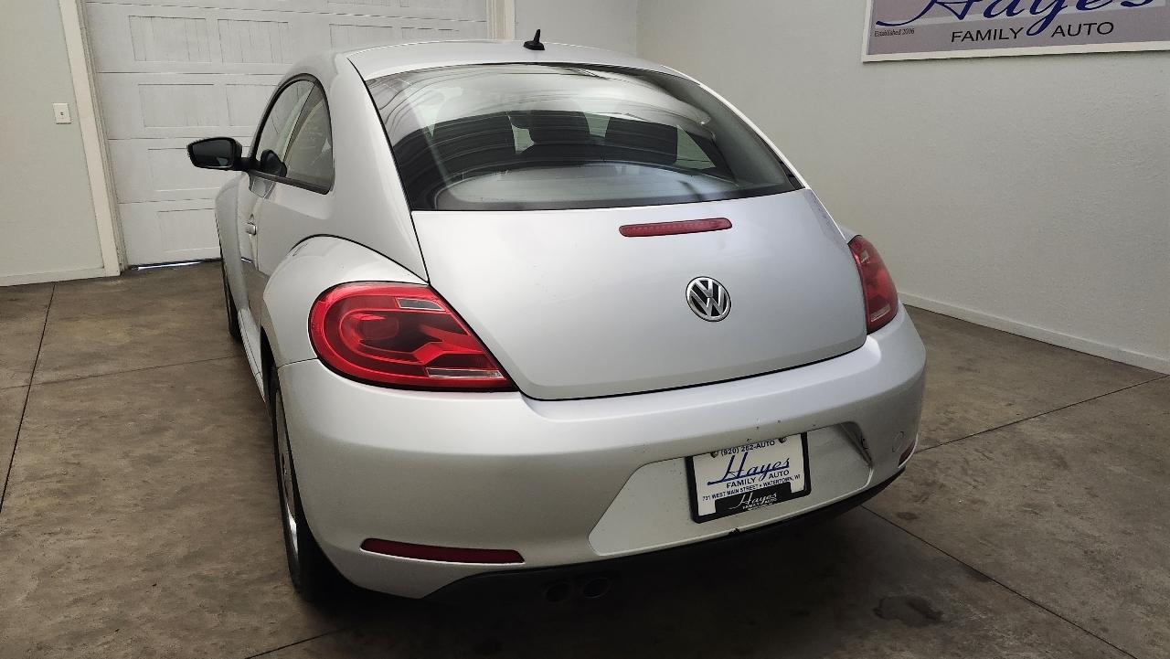 Volkswagen Beetle 2.5L 2012