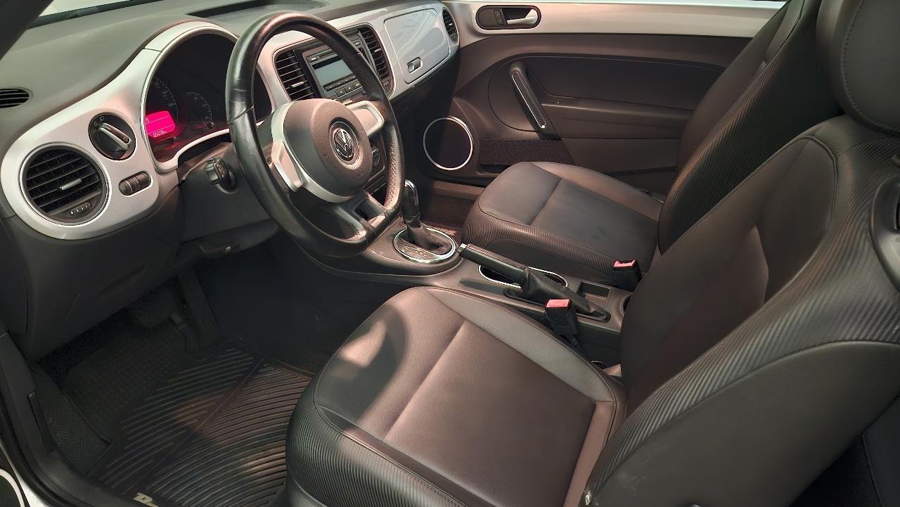 Volkswagen Beetle 2.5L 2012