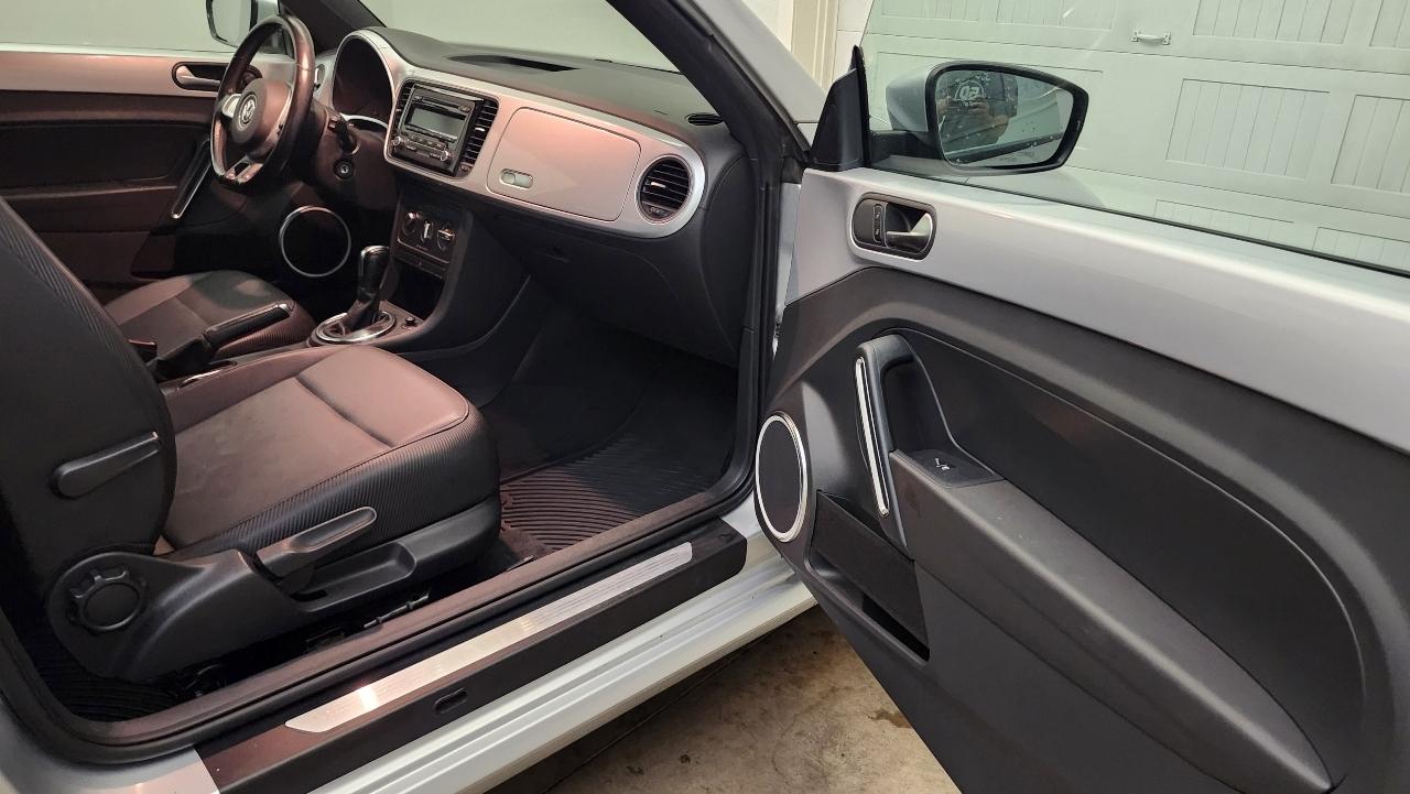 Volkswagen Beetle 2.5L 2012