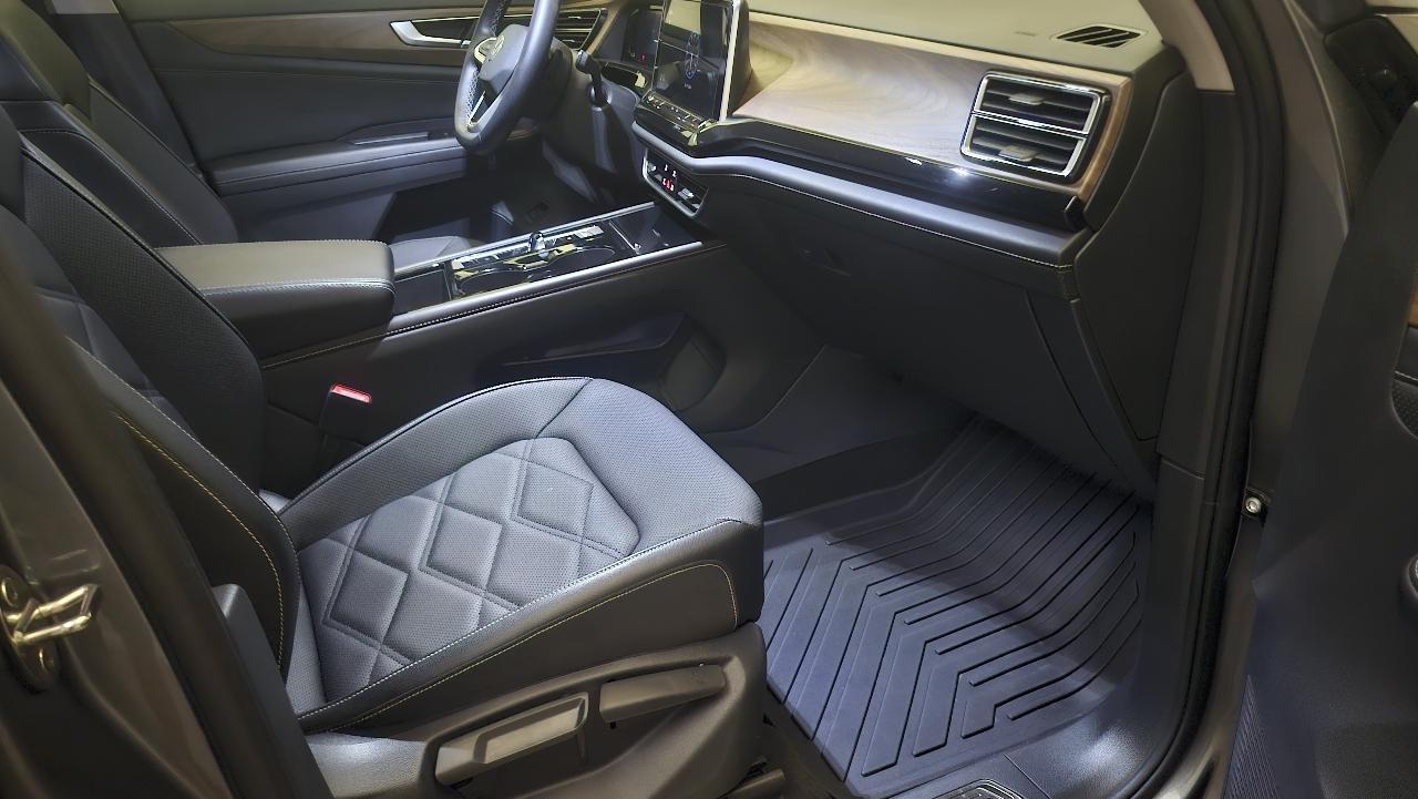 Volkswagen Atlas SE 2025