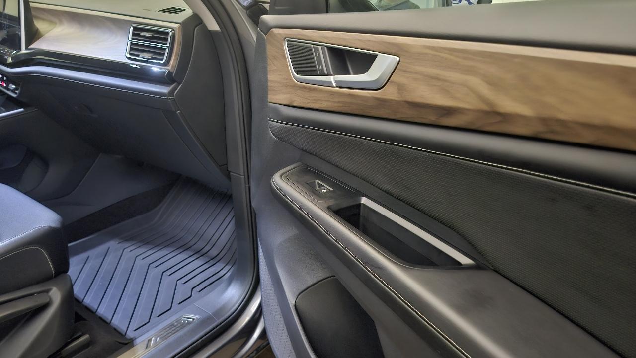 Volkswagen Atlas SE 2025