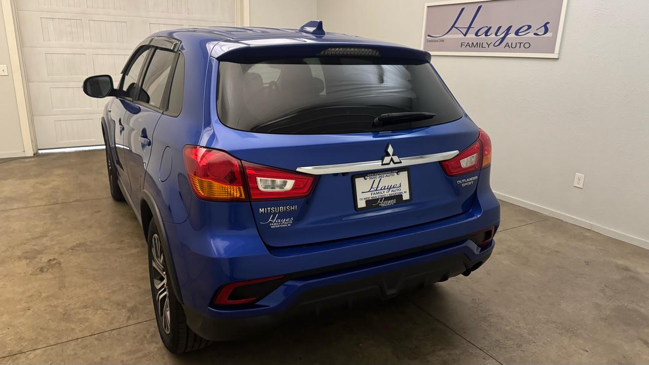 Mitsubishi Outlander Sport  2019