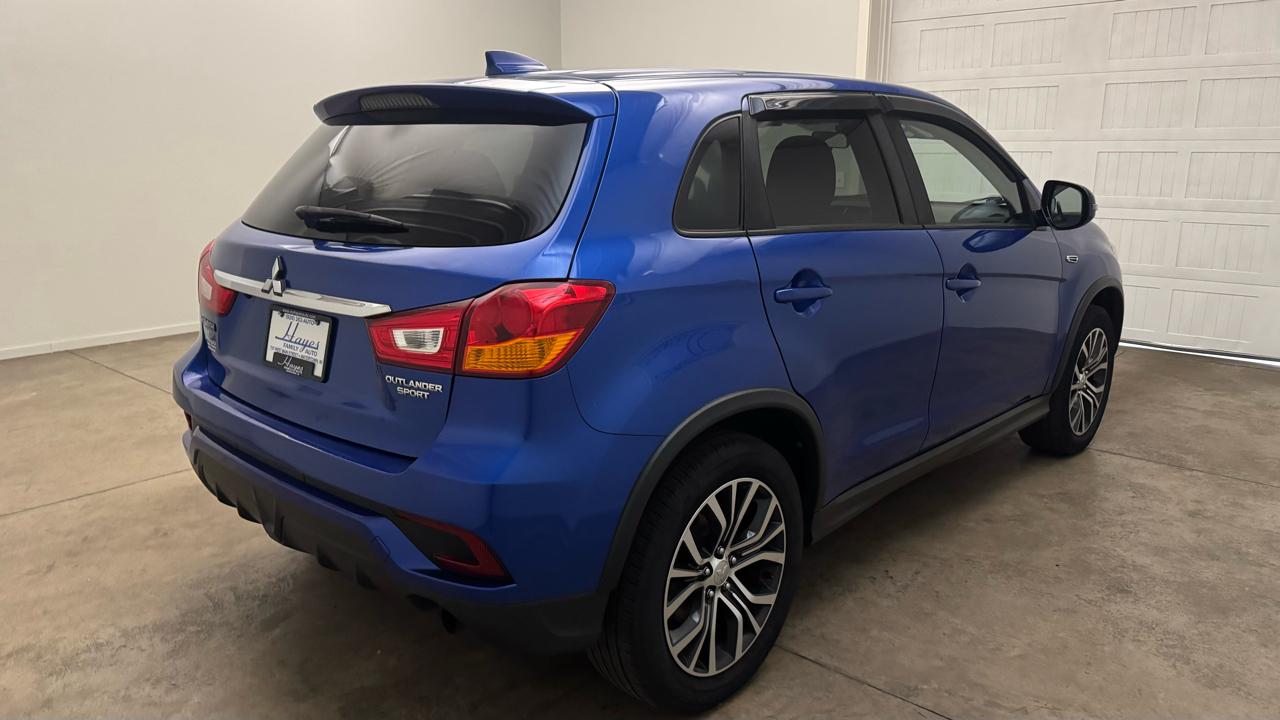 Mitsubishi Outlander Sport  2019