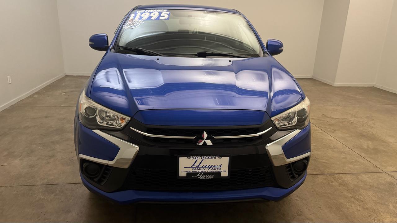 Mitsubishi Outlander Sport  2019