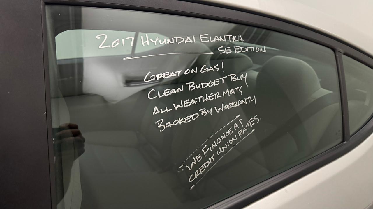 Hyundai Elantra SE 2017