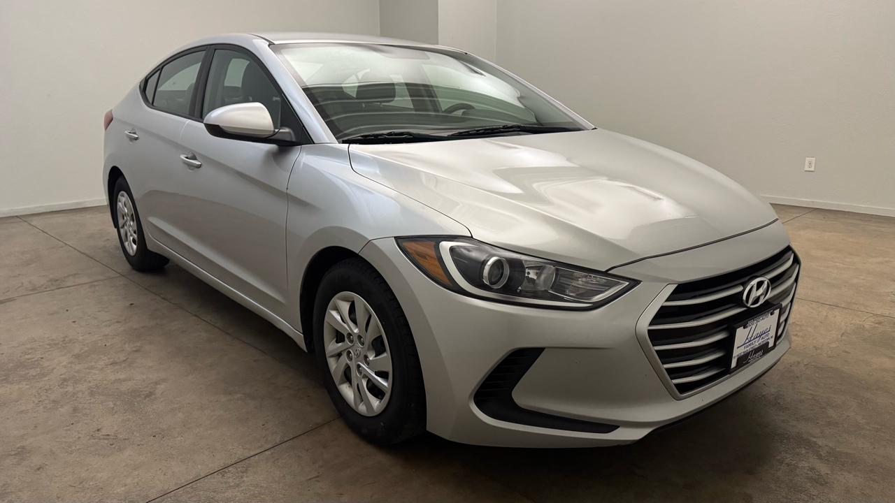 Hyundai Elantra SE 2017