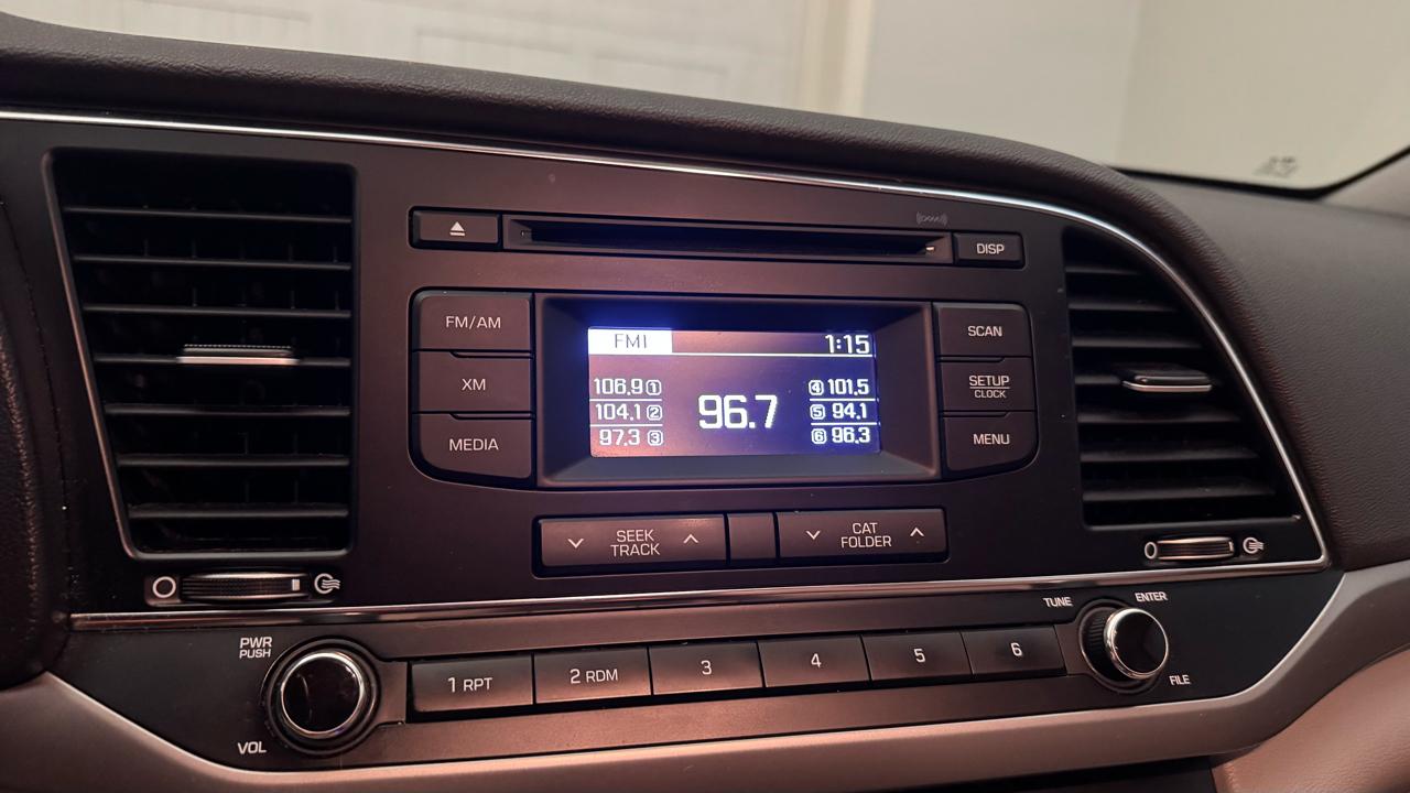 Hyundai Elantra SE 2017