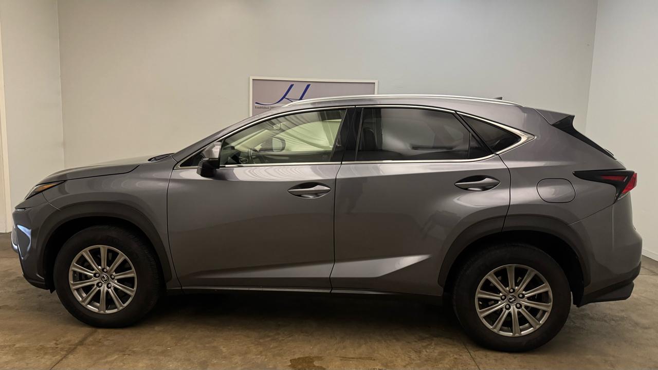 Lexus NX 300  2019