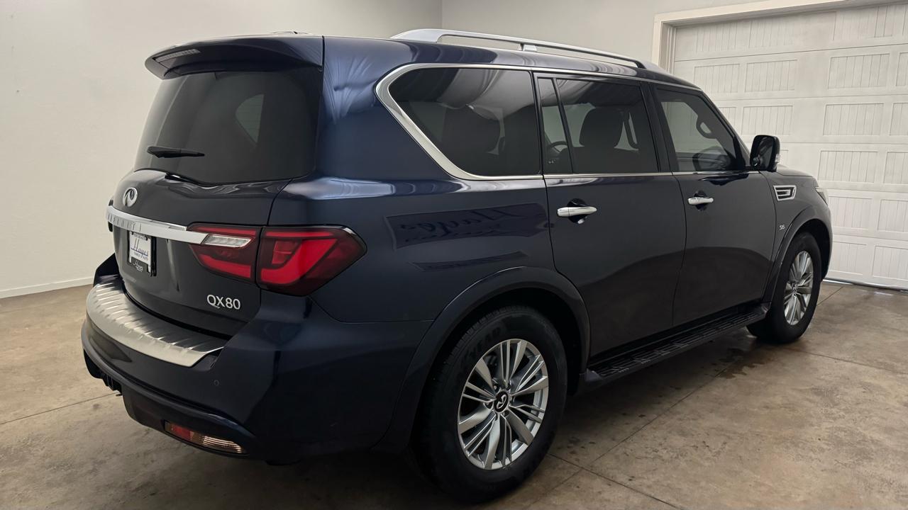 Infiniti QX80 LUXE 2019
