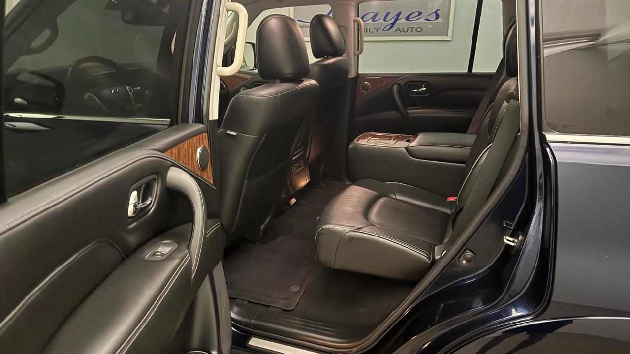 Infiniti QX80 LUXE 2019