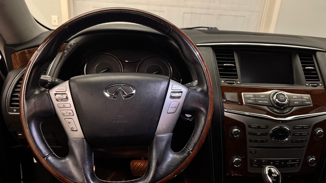 Infiniti QX80 LUXE 2019