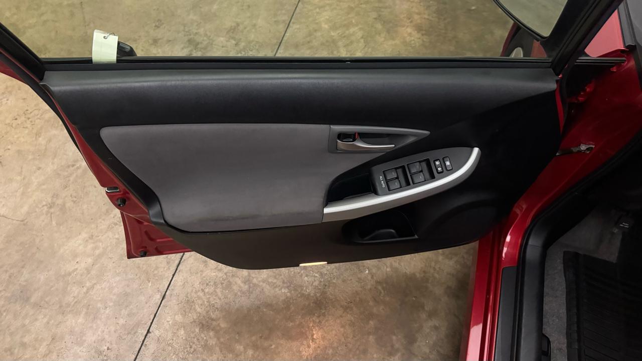 Toyota Prius Prius II 2012
