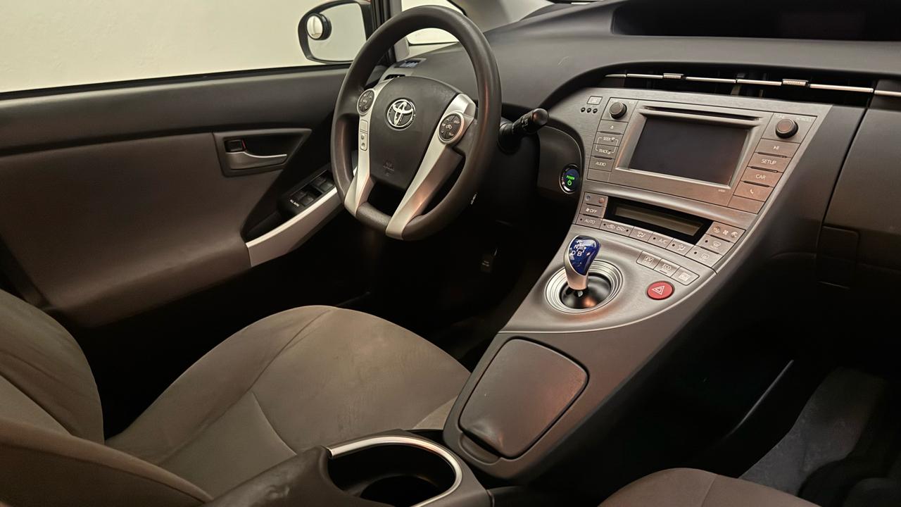 Toyota Prius Prius II 2012