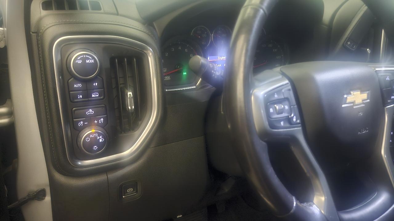 Chevrolet Silverado 1500 LT Crew Cab 4WD 2020