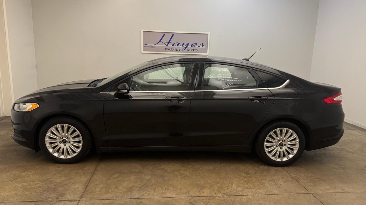 Ford Fusion Hybrid SE 2015