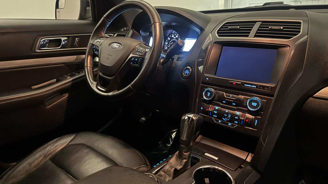 Ford Explorer 4dr 112" WB XLT 4WD 2018