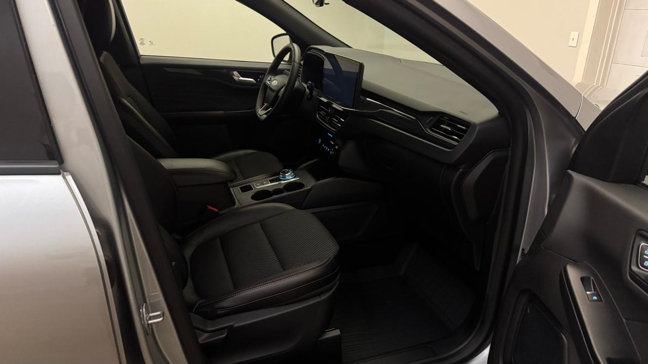Ford Escape ST-Line AWD 2024
