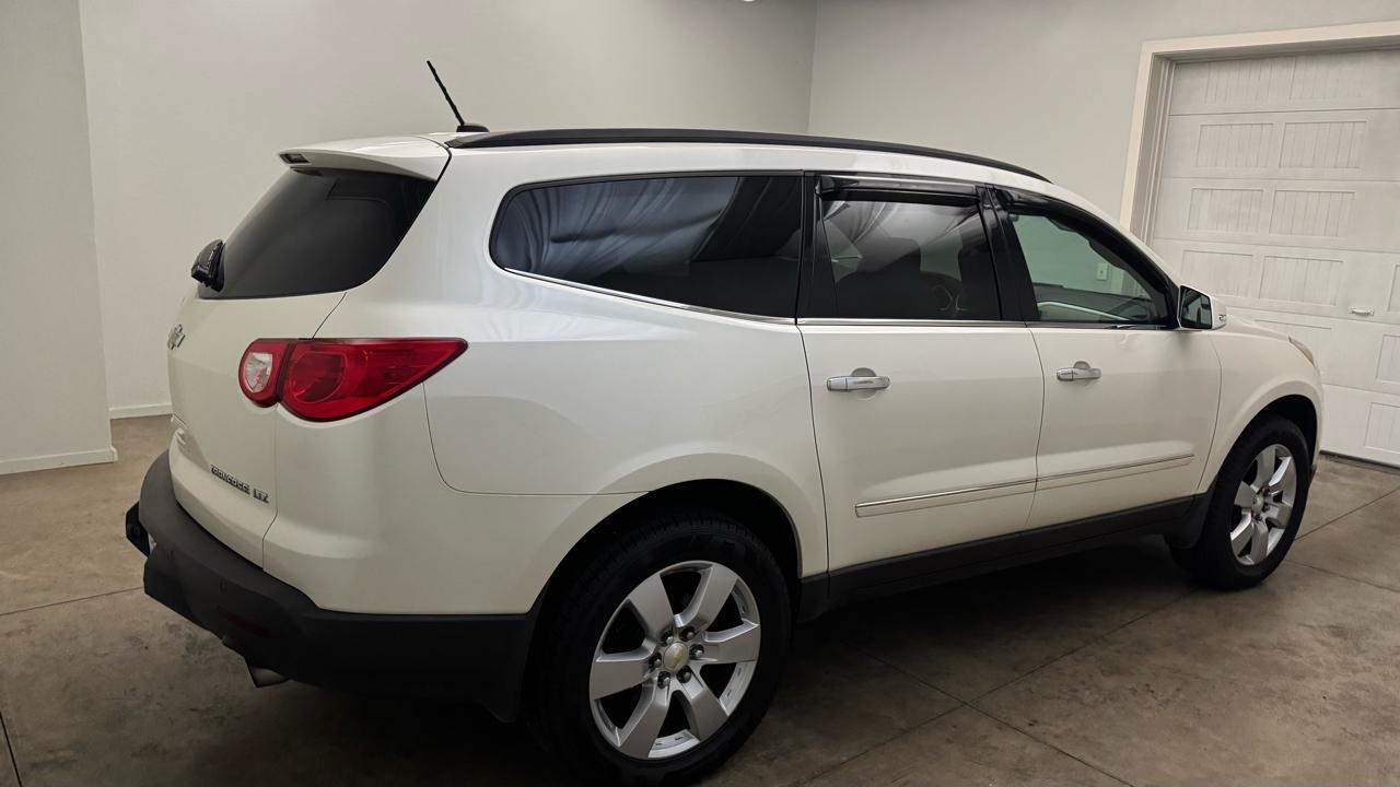 Chevrolet Traverse LTZ AWD 2011