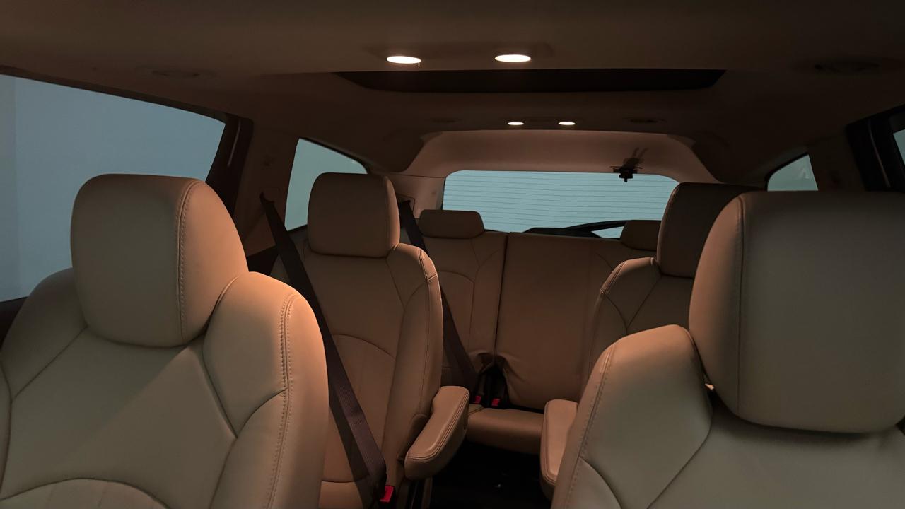 Chevrolet Traverse LTZ AWD 2011
