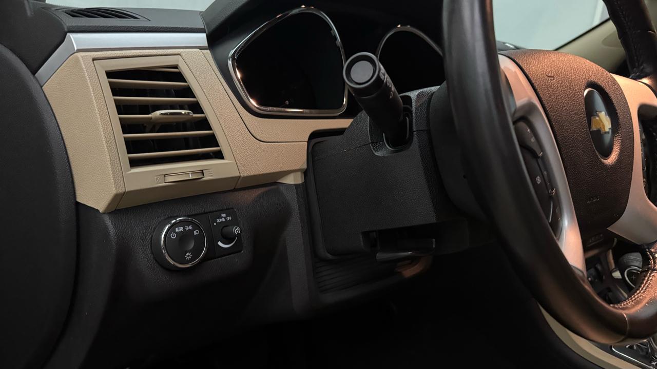 Chevrolet Traverse LTZ AWD 2011