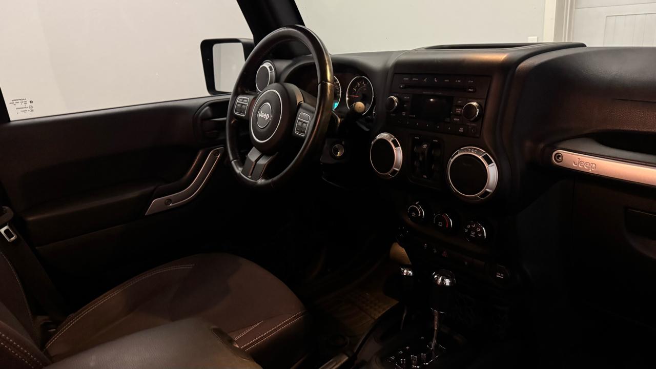 Jeep Wrangler Unlimited Sahara 4WD 2015