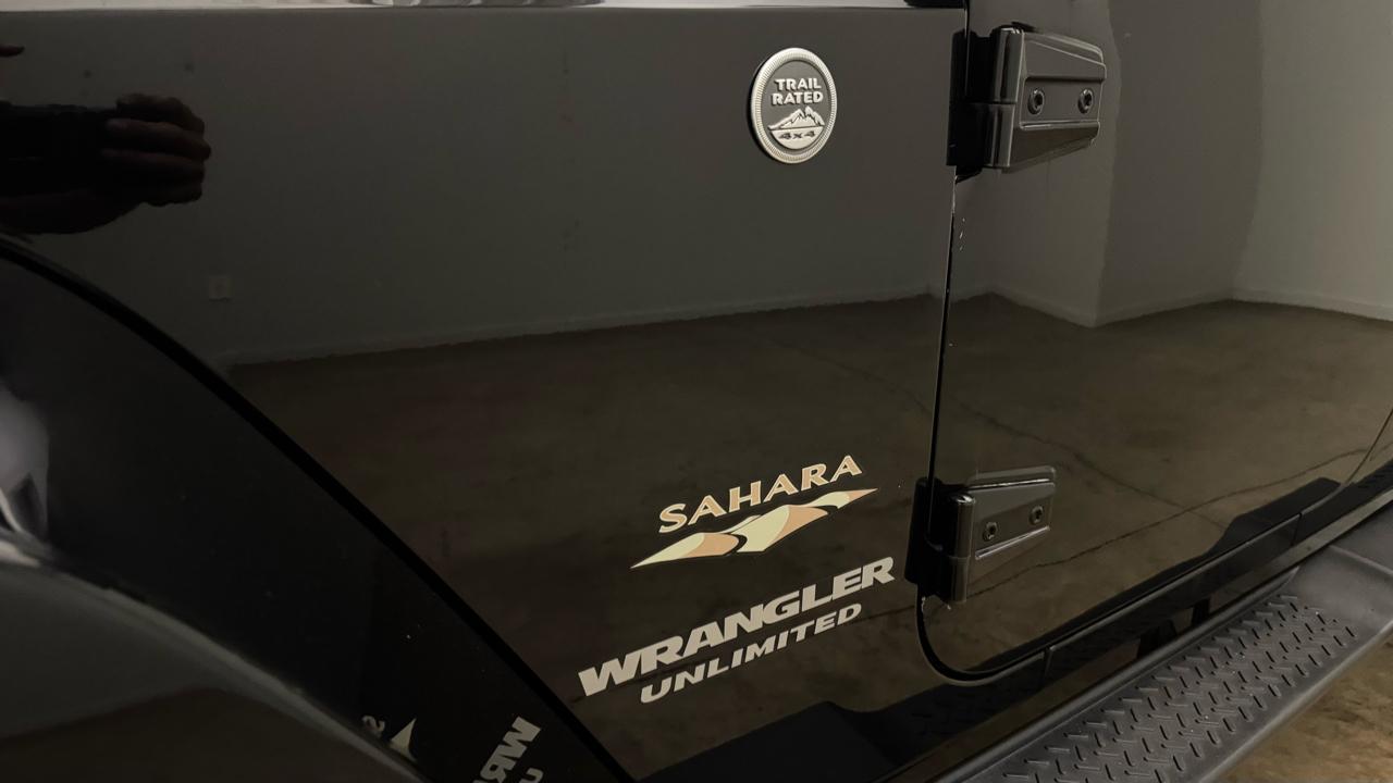 Jeep Wrangler Unlimited Sahara 4WD 2015