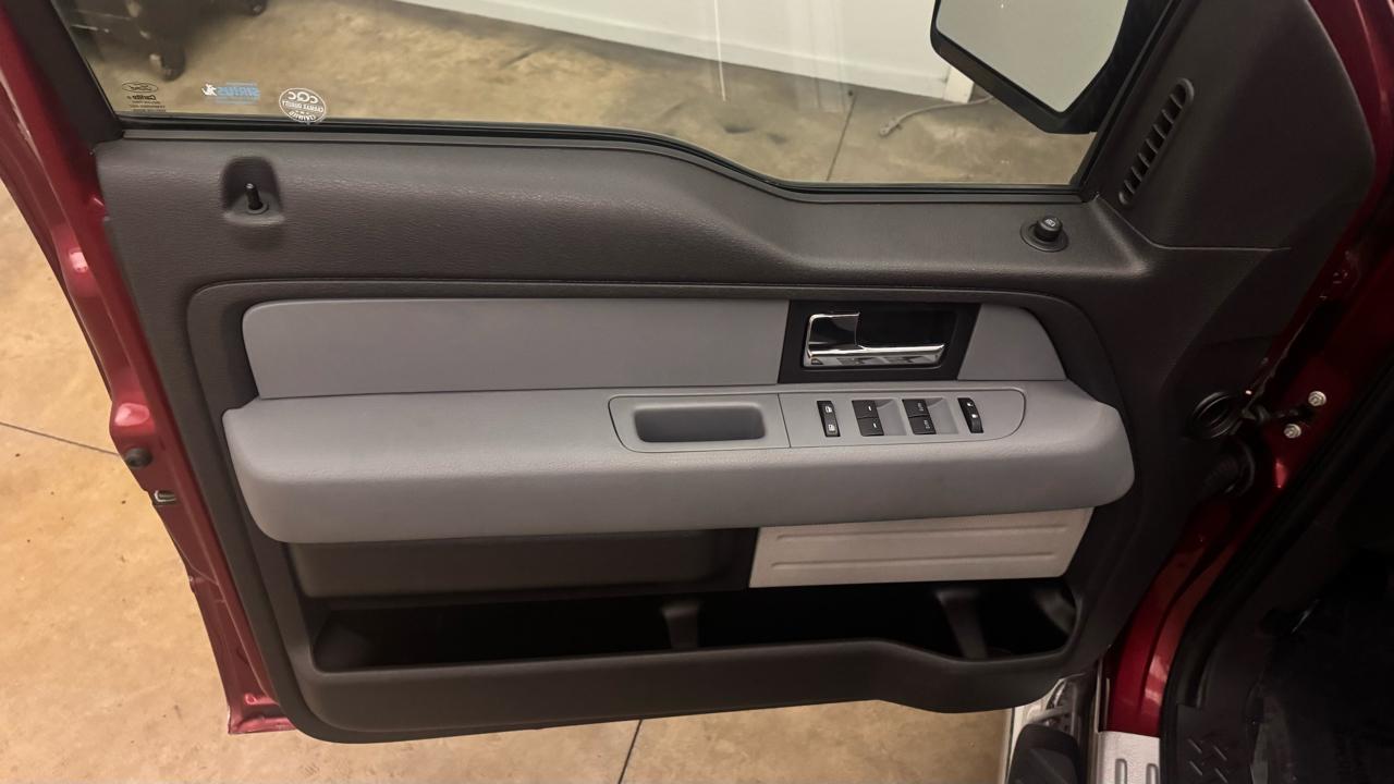 Ford F-150 XLT SuperCrew 4WD 2013
