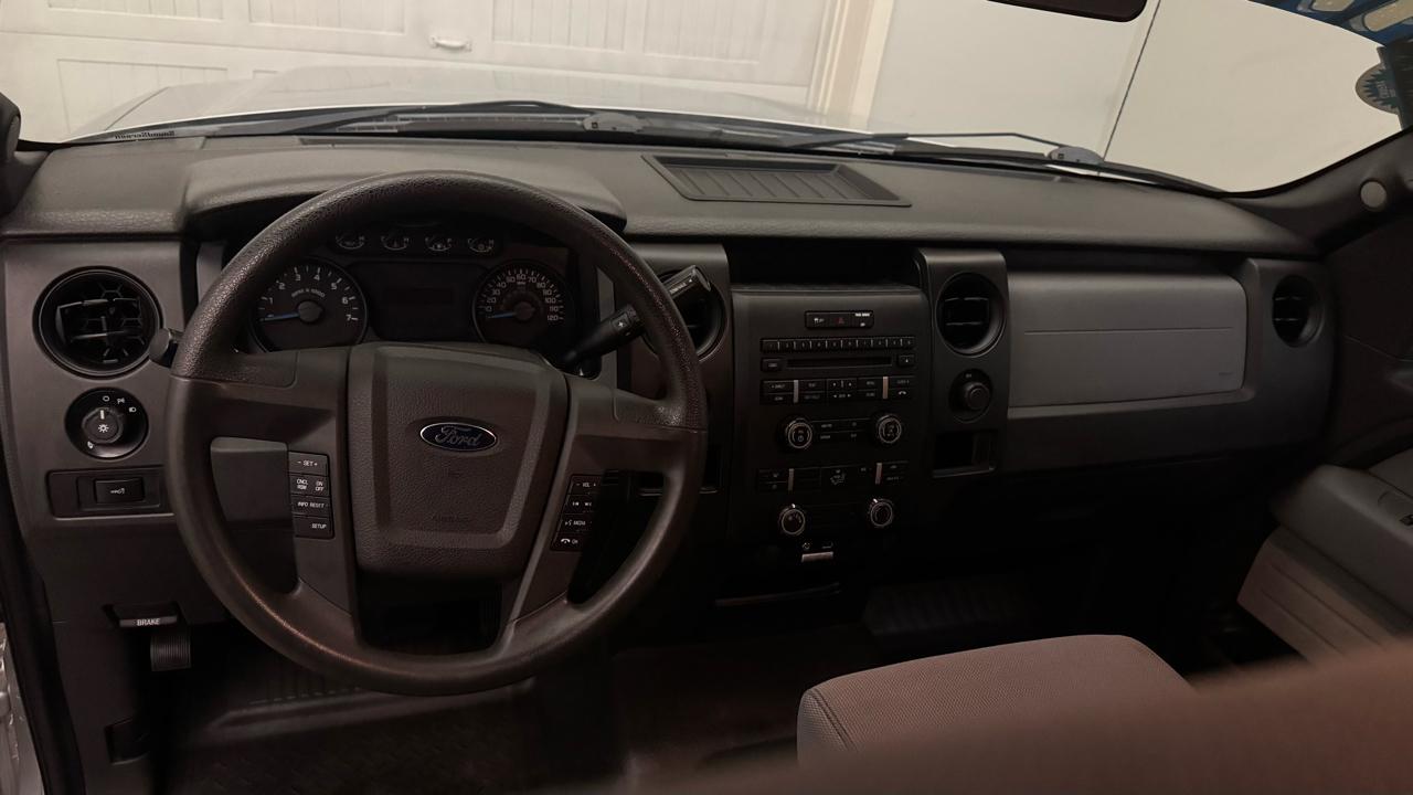 Ford F-150 STX SuperCab 2WD 2014