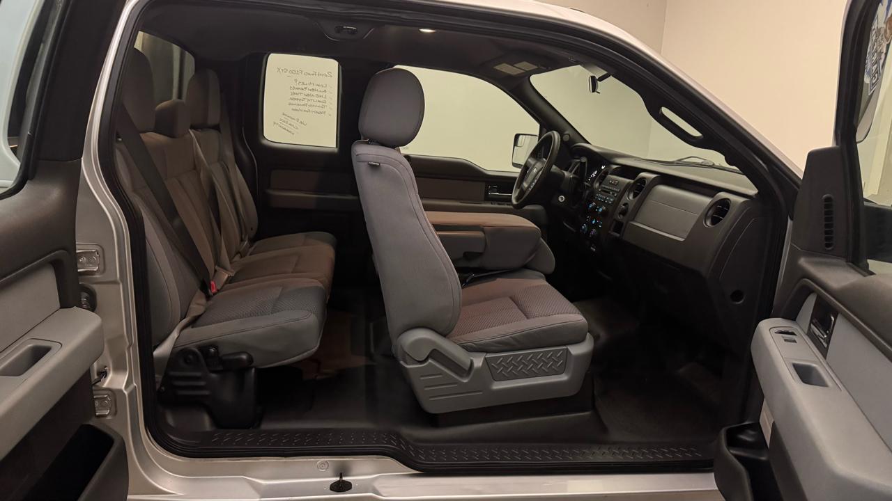 Ford F-150 STX SuperCab 2WD 2014