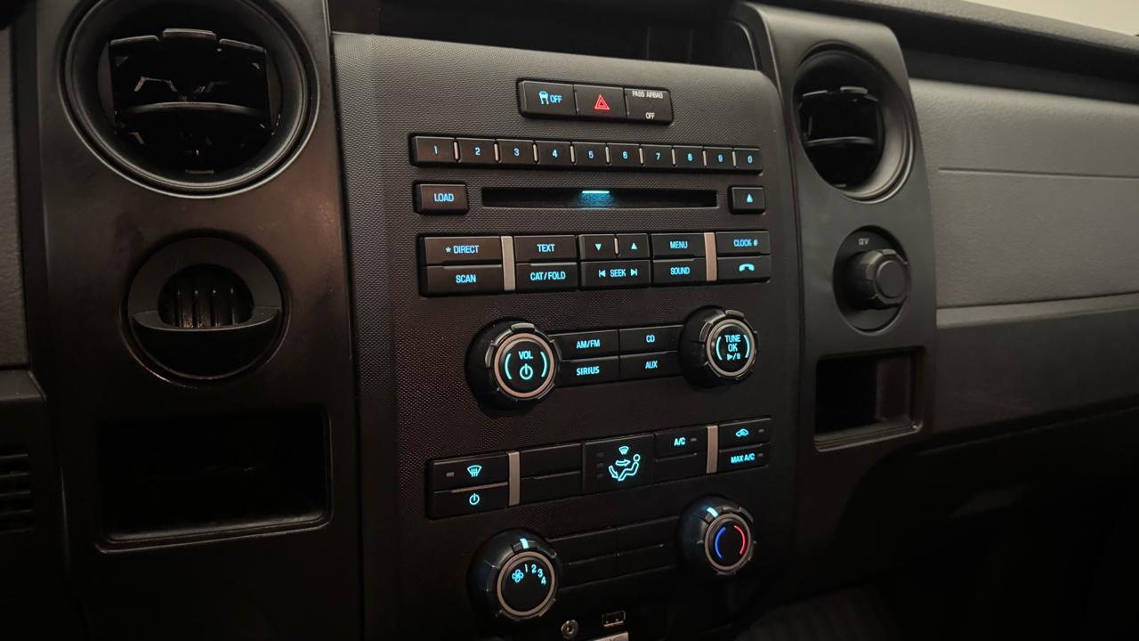 Ford F-150 STX SuperCab 2WD 2014