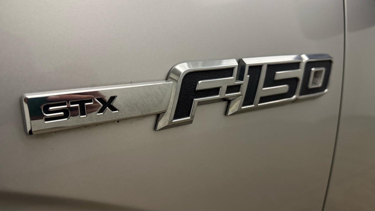 Ford F-150 STX SuperCab 2WD 2014