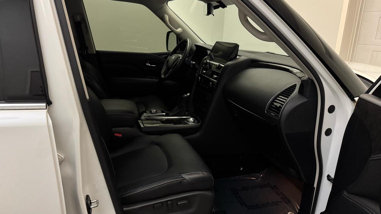 Infiniti QX80 LUXE 4WD 2023