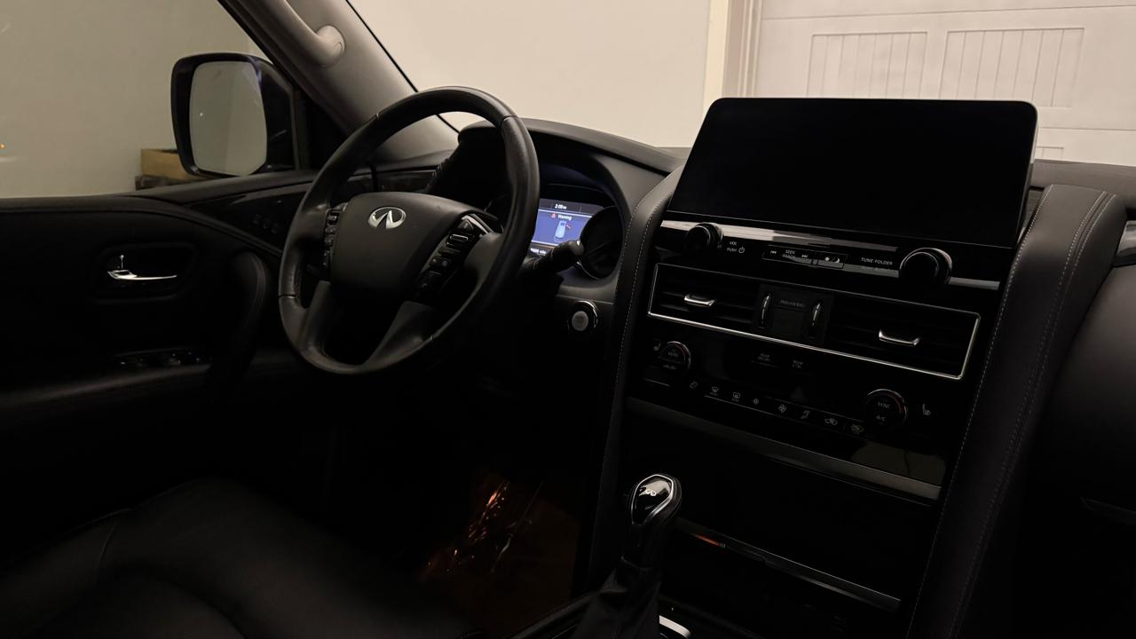 Infiniti QX80 LUXE 4WD 2023