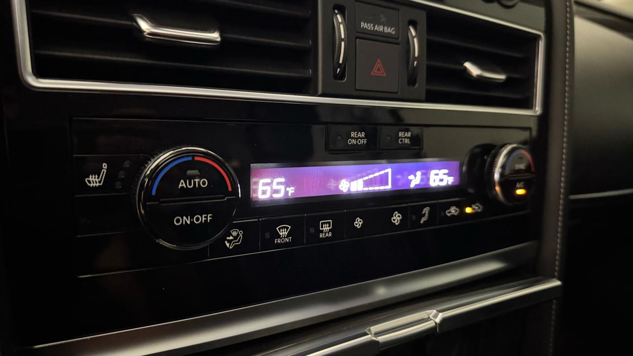 Infiniti QX80 LUXE 4WD 2023