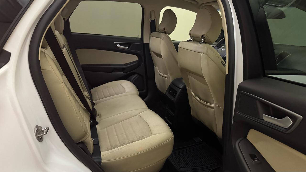 Ford Edge SE 2019