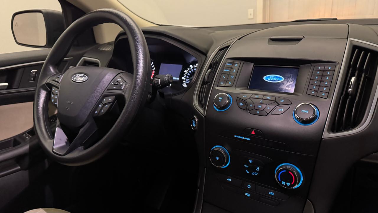 Ford Edge SE 2019