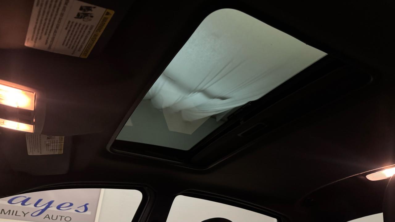 Ford Focus SES Sedan 2011