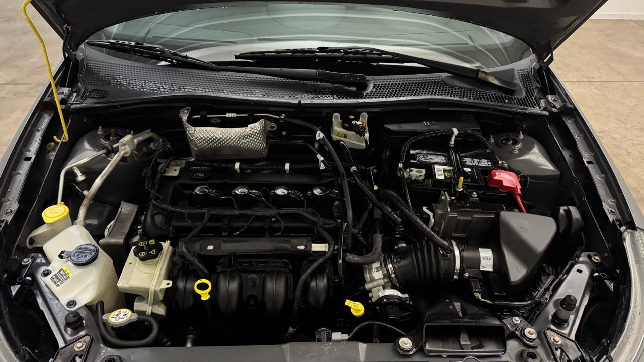 Ford Focus SES Sedan 2011