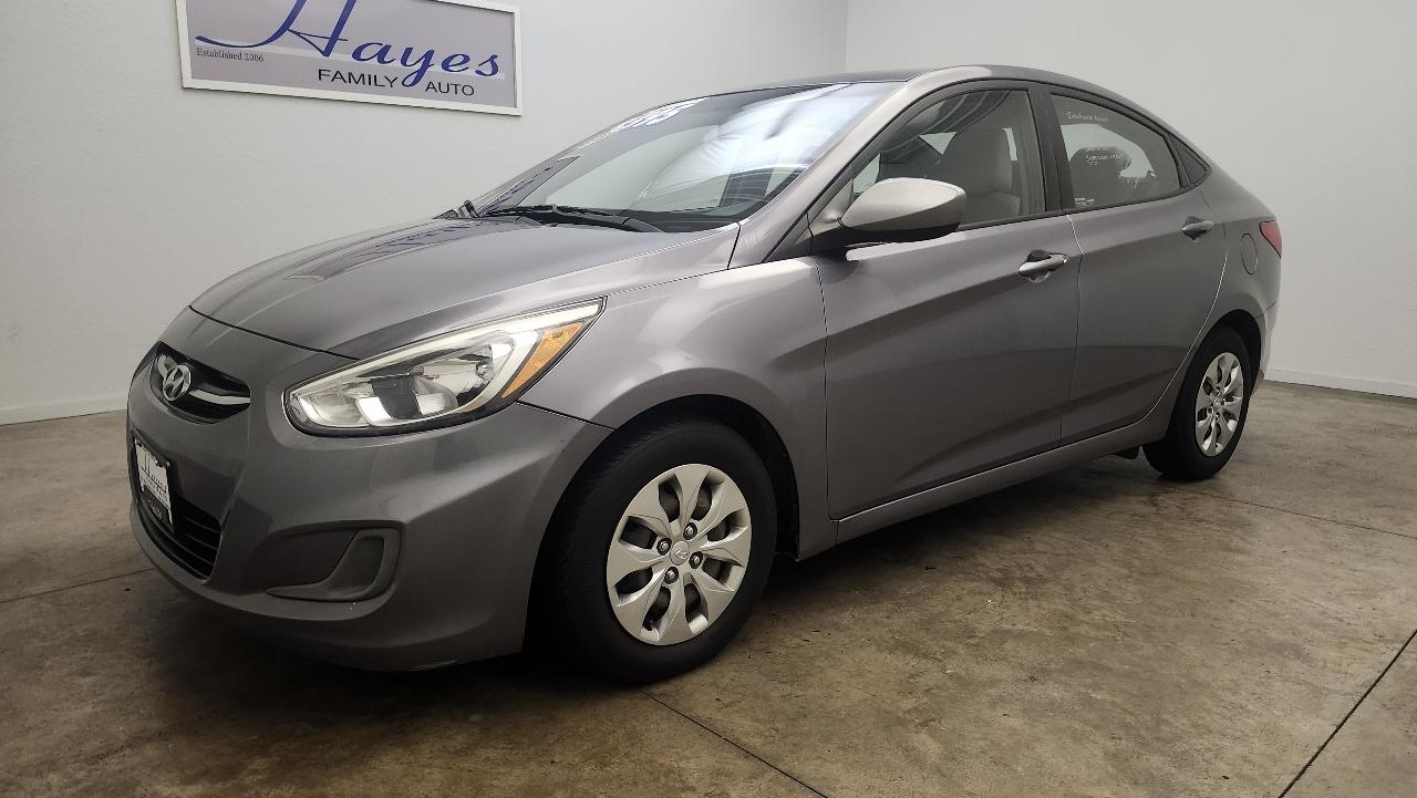 Hyundai Accent SE 4-Door 6A 2016
