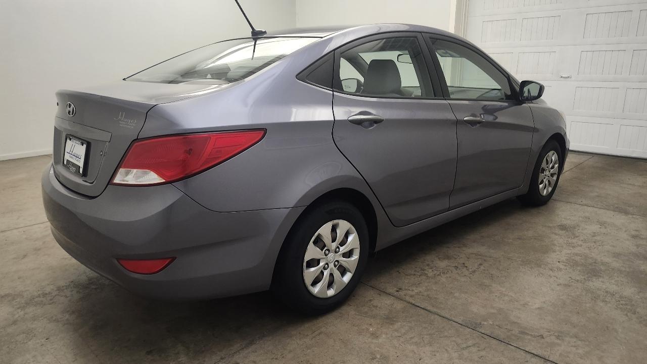 Hyundai Accent SE 4-Door 6A 2016