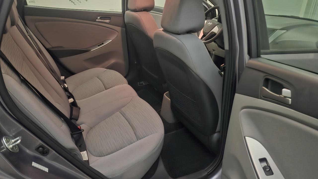 Hyundai Accent SE 4-Door 6A 2016