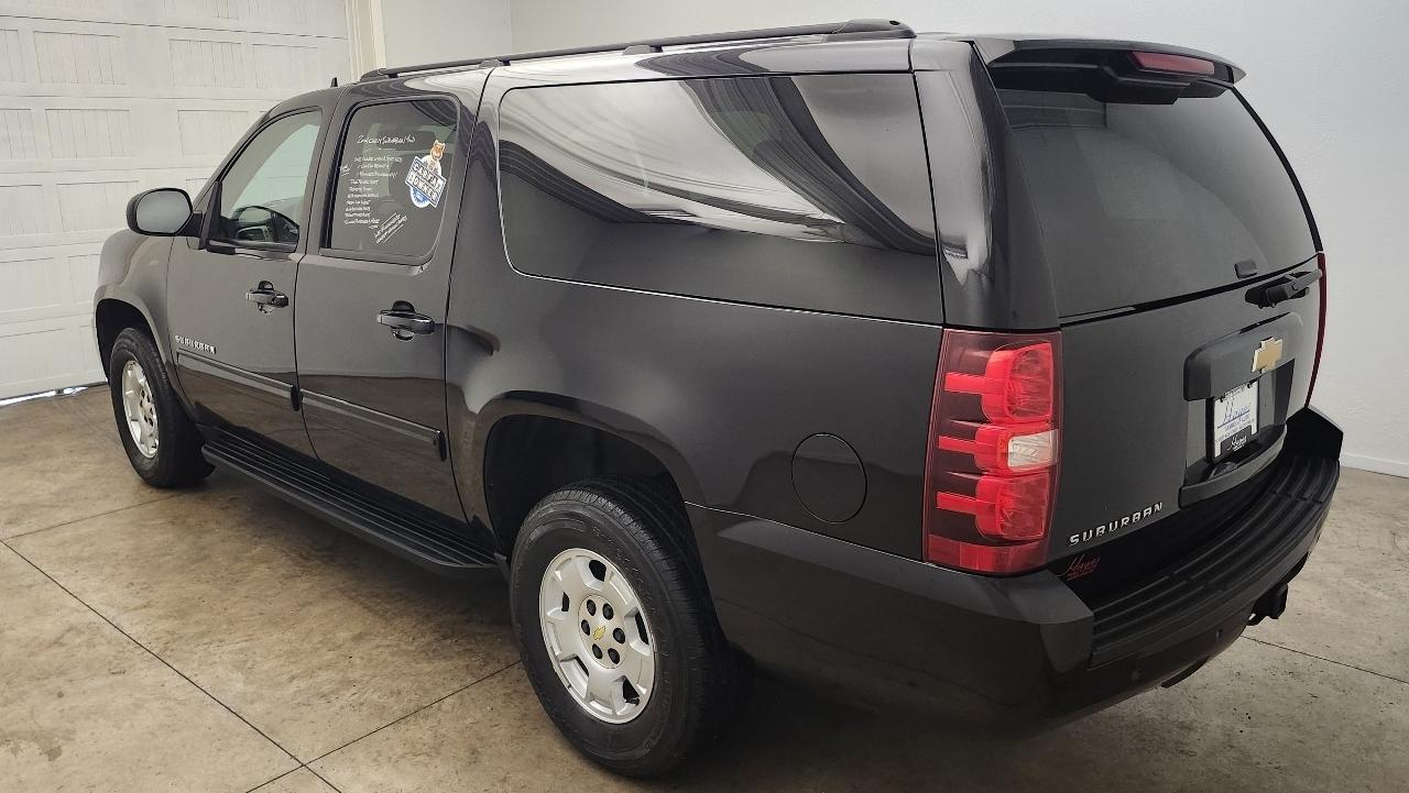 Chevrolet Suburban LS 4WD 2014
