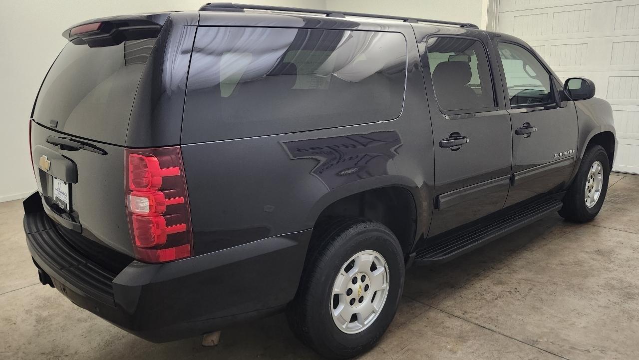 Chevrolet Suburban LS 4WD 2014